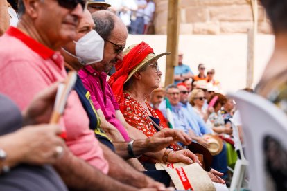 Asistentes al mitin.