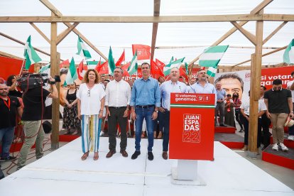 El mitin se ha celebrado en el castillo de Cuevas.