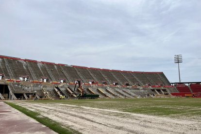 Así avanzan las obras en Son Moix para eliminar las pistas.