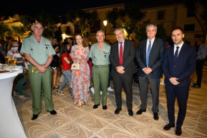 Teniente Coronel Federico Aguado, Antonia Sánchez, General Marín, Juan Fernández, Juan de la Cruz Belmonte y Ricardo Céspedes.