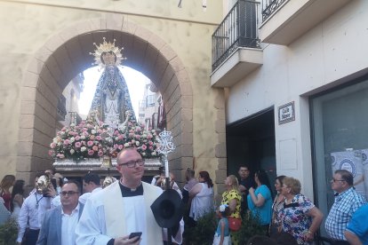 El día de la patrona veratense celebrándose por todo lo alto en el municipio.
