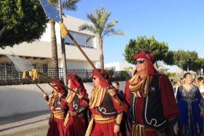 Turbantes y chilabas son los protagonistas