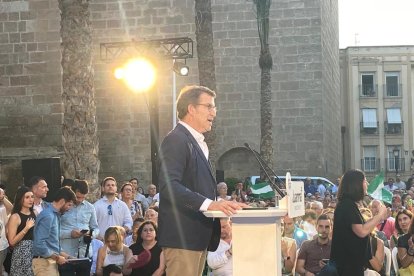Alberto Núñez Feijóo, en la plaza de la Catedral.