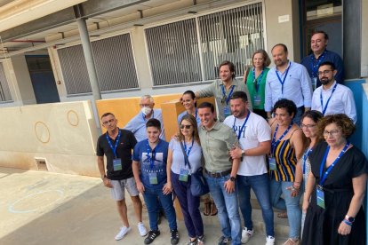Foto en grupo con Javier Aurelino García, presidente del PP de Almería.