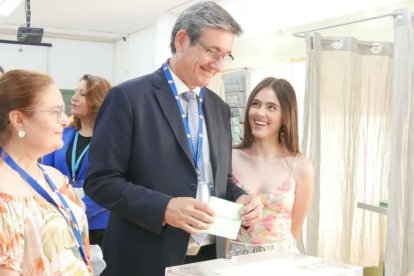 Manuel Cortés, alcalde de Adra.