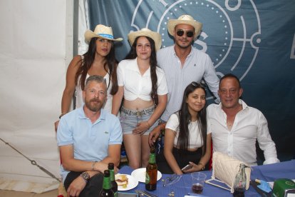 Trabajadores de la compañía Wiber.
