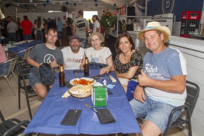 Antonio García , Pablo García, Loli Enrique, Puri Gómez y Bernardo \'el Municipal\'. 