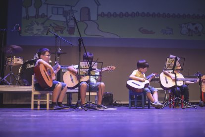 La gala tuvo dos pases, ambos celebrados con gran éxito.