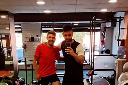 Alejandro Pozo también se puso en forma con un entrenador personal.
