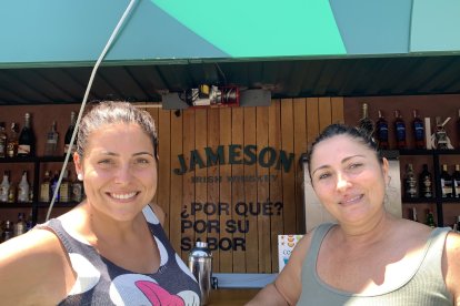 Montse Ruiz y Montse Cortés, encargada y empleada de Kubo Fussion