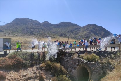 Más agua de mar para Las Salinas.