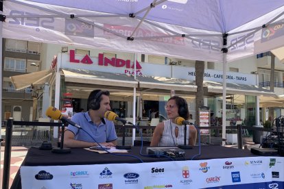 Fran García con Margarita Cobos, edil de Sostenibilidad Ambiental del Ayuntamiento de Almería.