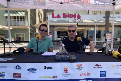 Fran García junto a Diego Cruz, concejal de Cultura del Ayuntamiento de Almería.
