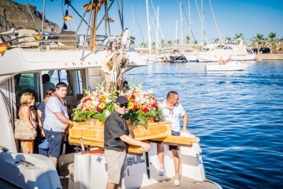 A bordo de la embarcación de recreo \'Mónsul II\'.