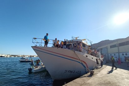 El María Gádor, embarcación que llevó a la patrona de los pescadores.