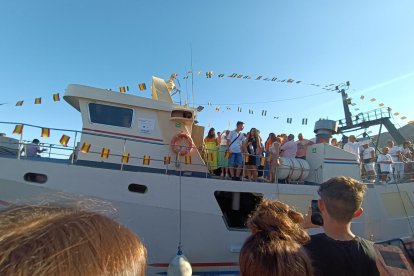 El María Gádor lleno de gente.