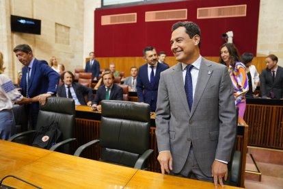 Moreno Bonilla, en su escaño.