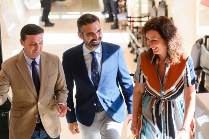 Javier A. García, Ramón Fernández-Pacheco y María del Mar Vázquez.