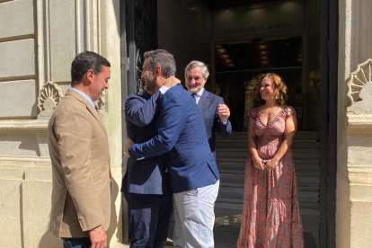 Llegada del consejero a Diputación.