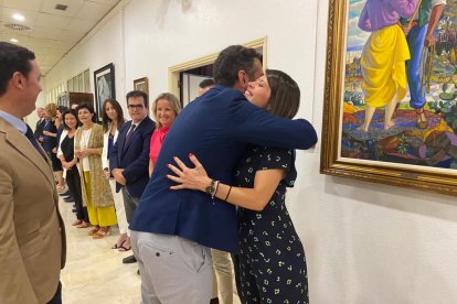 Mañana intensa de besos y abrazos.