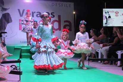 También hubo desfile de moda flamenca