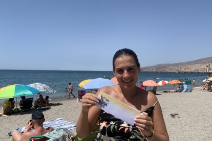 Soraya, ganadora de un bono infantil para disfrutar del Parque Acuático Aquatropic.