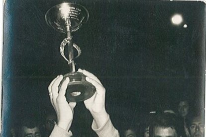 Monsi fue el máximo goleador del torneo.