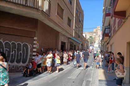 Colas hasta... San Cristóbal.