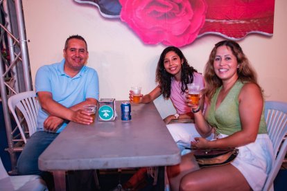 Sergio, Dora y Sara disfrutando en familia.