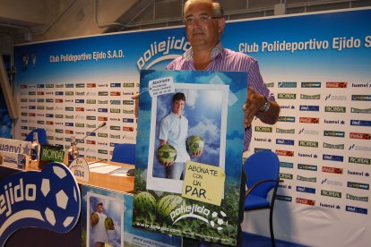 La campaña de abonados \'con un par\'.