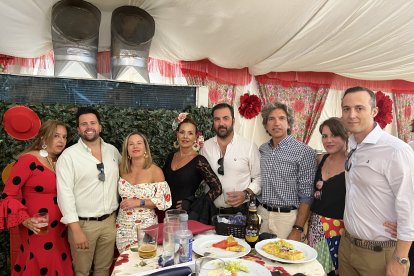 Belén Sánchez, Óscar Espinar, Mar Fernández, Victoria Fernández, Miguel García, Benito Gálvez, Mavi Aybar y Sergio García.