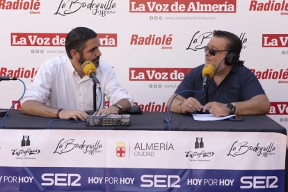 Juan José Alonso durante su entrevista con Alfredo Casas en el programa especial de feria en Hoy por Hoy Almería