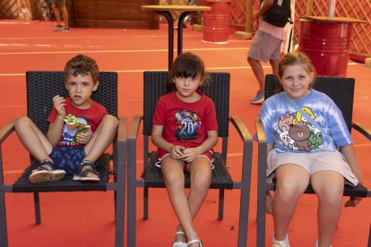 Los pequeños Mario, Emma y Daniela.