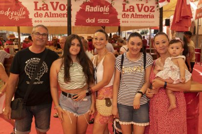 De cumpleaños estuvieron Miguel Ángel, Ana Isabel, Lucía, Mª Ángeles, Noelia y Gala