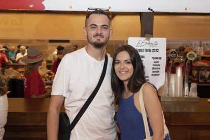 Ricardo Jiménez y Beatriz Fernández, una pareja del barrio madrileño de Carabanchel.