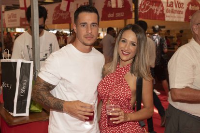 Cristian y Laura, una pareja de Barcelona.