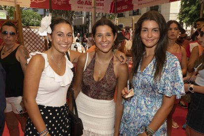 María Gómez, Alicia Almécija y Paula Pérez.