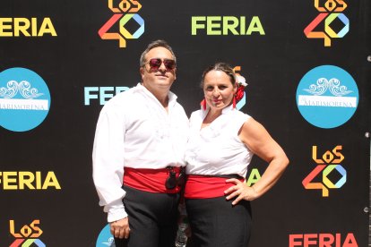 José Manuel Navarro y Sonia Álvarez, en el ambigú de la Plaza de la Virgen del Mar.