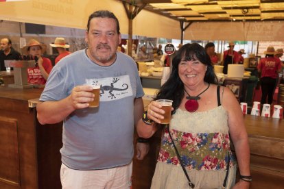 Tony y Margo vienen desde Mallorca en la expedición de la Asociación de Amigos de los Navegantes y Exploradores por el centenario de la vuelta al mundo de Magallanes y Elcano