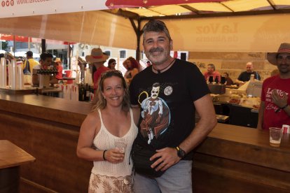 A Salva y Vero se les están acabando las vacaciones en Cabo de Gata y les toca volver a Valencia, pero en el camino están disfrutando del mediodía