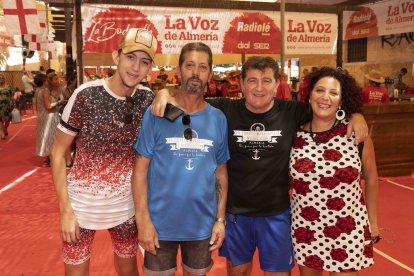 Los amigos de la Asociación La Chanca-Pescadería a mucha honra nos visitaron. Allí estuvieron Domi, José Antonio, José Campoy y Pilar Soler