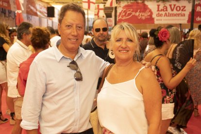 Enrique Cruz, de la Asociación España Baila de Montpellier, y Danick.