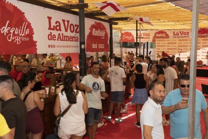 Nadie quiere perderse el mediodía de La Bodeguilla de Burana