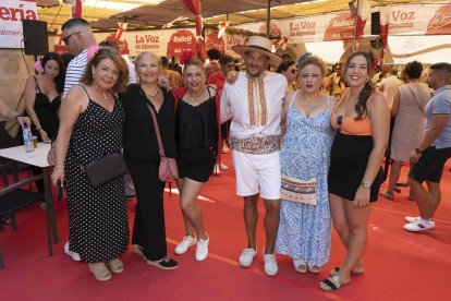 María, Toñi, Emilia, Ana, Jesús y María, desde La Cañada, Aguadulce y Níjar.