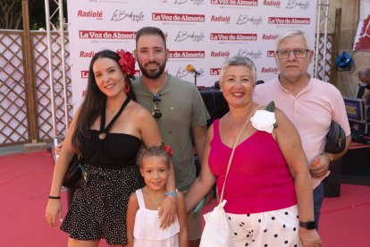 Paco Dil, como cada año, nos visita con su familia Conchi, Alberto, Laura y Gloria