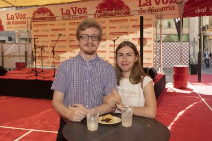 Alejandro Rodríguez y Laura Céspedes.