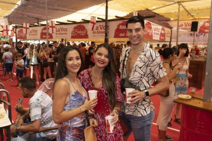 Irene, Julia y Francisco.