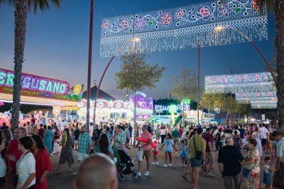 Que el ritmo no pare: el Recinto Ferial, abarrotado el martes noche.