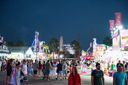 El Recinto Ferial se llenó una noche más.