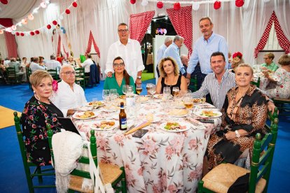 Juani Negrillo, Jose Miguel López Negrillo, Juan Luis Moyano, Alicia Negrillo, Laura Negrillo, José María Molina, Sebastián Moyano y María José Navarro